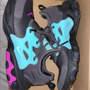 NIKE React Presto Sneakers
